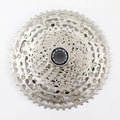 Cassete Shimano Deore CS-M5100 11 velocidades disponível nas relações 11-42T e 11-51T para bicicletas Mountain Bike com transmissão Shimano.